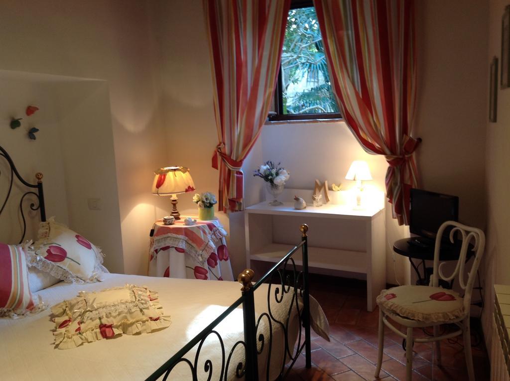 Appartamento Michelangeli-Private Parking Orvieto Værelse billede